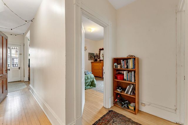 35 South Union Street, Burlington, VT 05401
