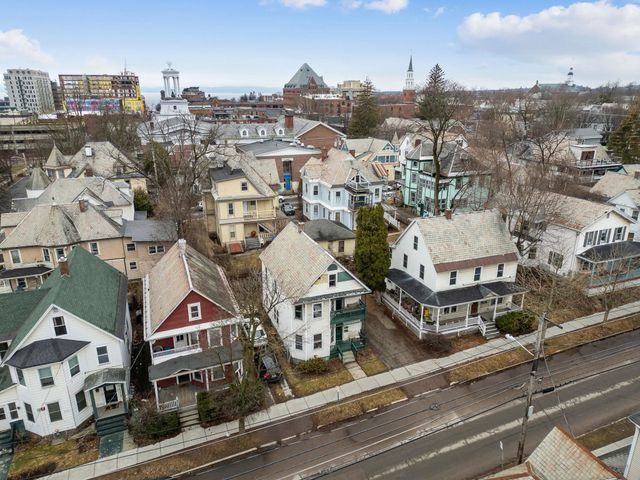 35 South Union Street, Burlington, VT 05401