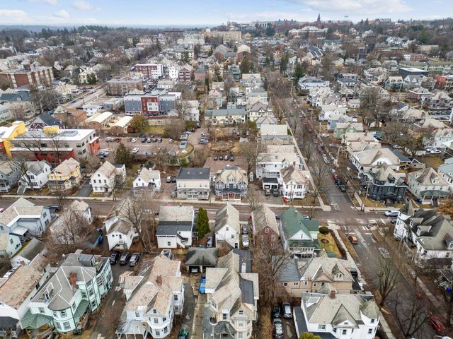 35 South Union Street, Burlington, VT 05401