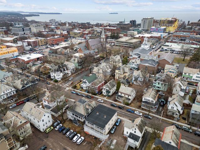 35 South Union Street, Burlington, VT 05401