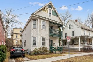 35 South Union Street, Burlington, VT 05401