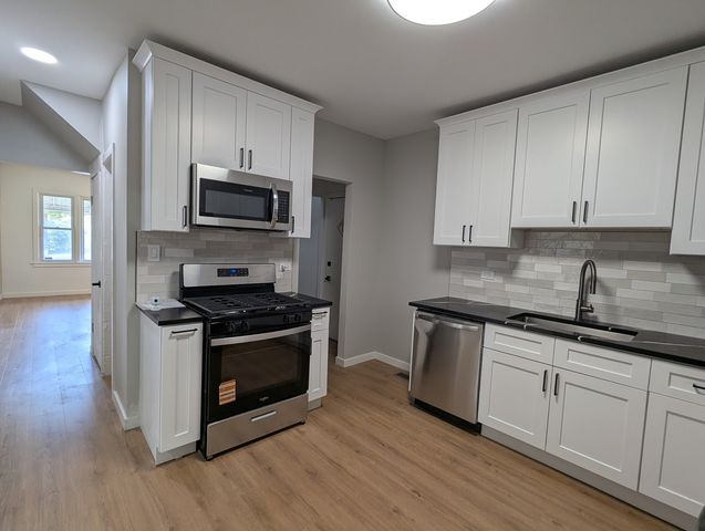 8952 S Aberdeen Street, Chicago, IL 60620