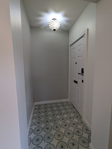 8952 S Aberdeen Street, Chicago, IL 60620