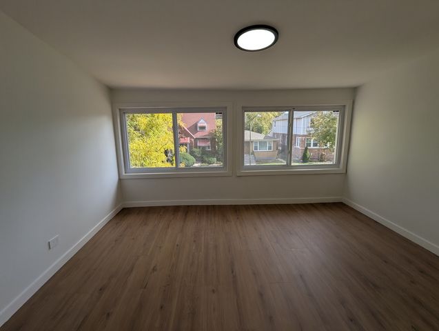 8952 S Aberdeen Street, Chicago, IL 60620