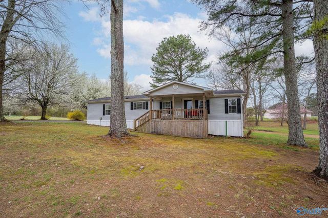 202 Moses Drive, Henagar, AL 35978