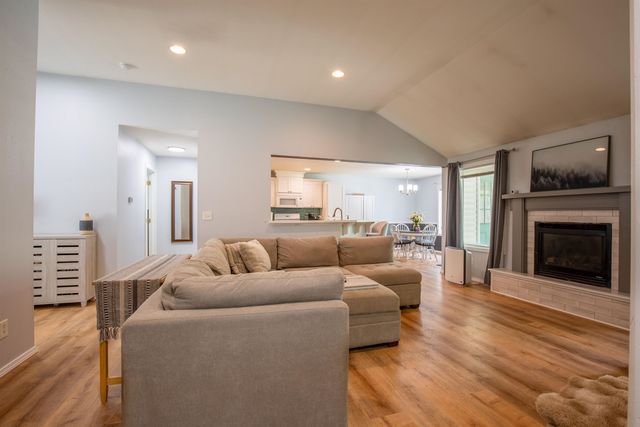 5122 S Freya St, Spokane, WA 99223