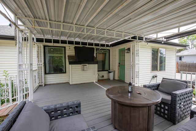 5122 S Freya St, Spokane, WA 99223