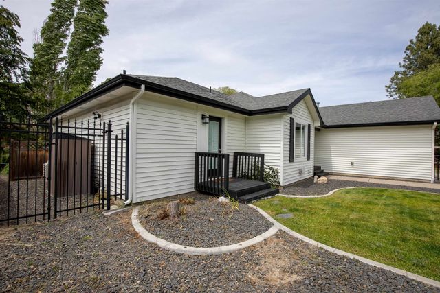 5122 S Freya St, Spokane, WA 99223