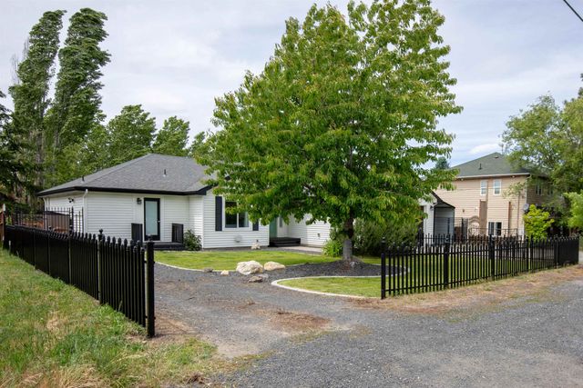 5122 S Freya St, Spokane, WA 99223