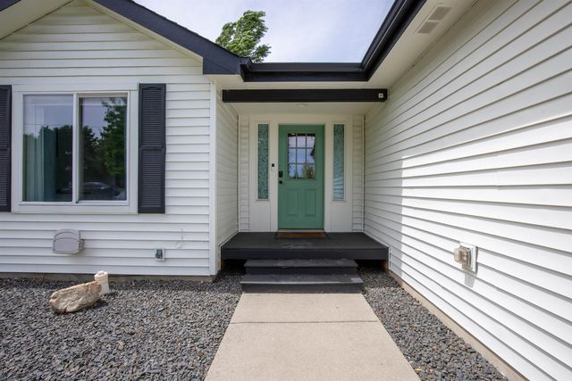 5122 S Freya St, Spokane, WA 99223