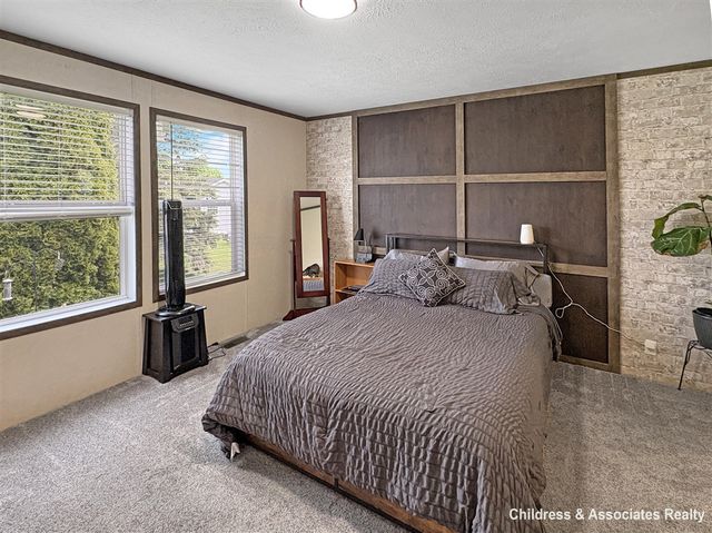 7265 Old Hickory Drive, Belmont, MI 49306