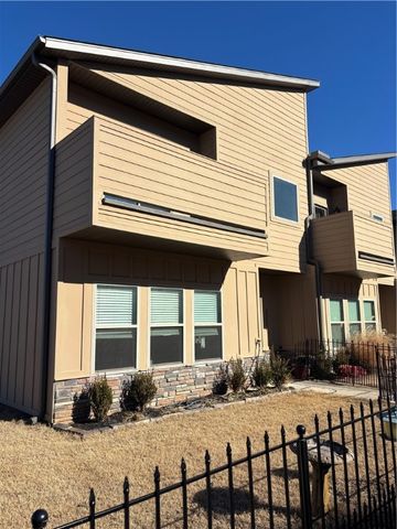 2252 W Million Lane, Fayetteville, AR 72704