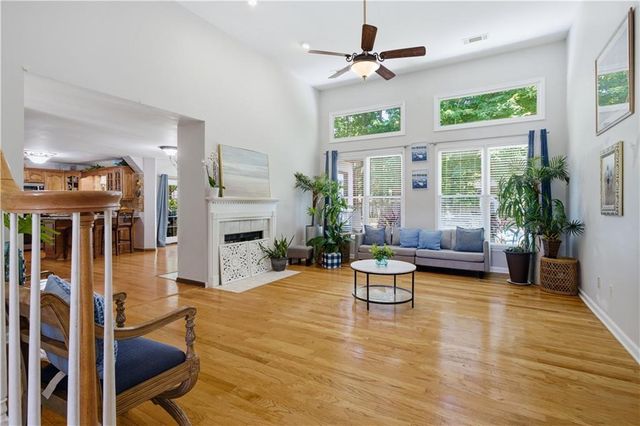 945 Fox Meadow Lane, Lawrenceville, GA 30043