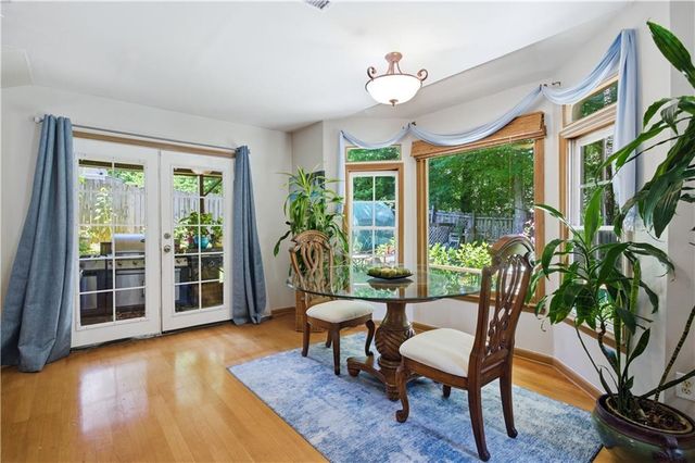 945 Fox Meadow Lane, Lawrenceville, GA 30043