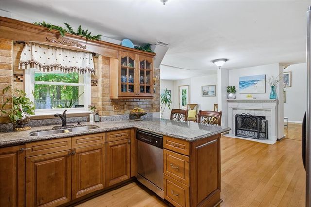 945 Fox Meadow Lane, Lawrenceville, GA 30043