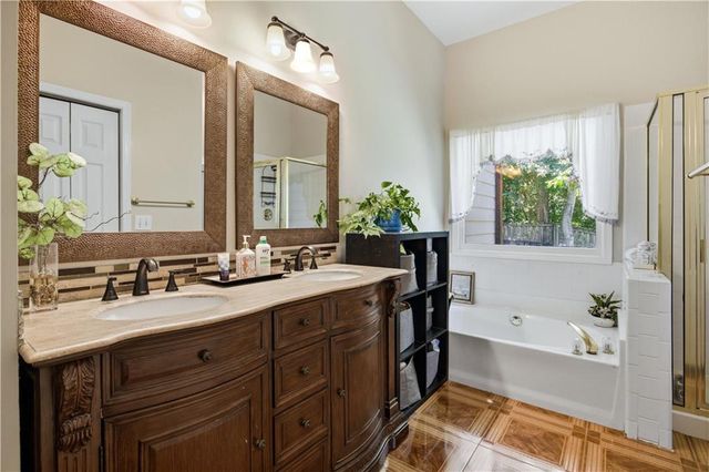945 Fox Meadow Lane, Lawrenceville, GA 30043
