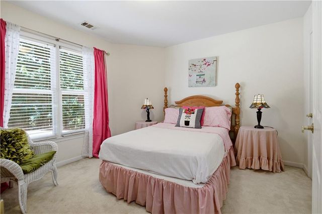 945 Fox Meadow Lane, Lawrenceville, GA 30043