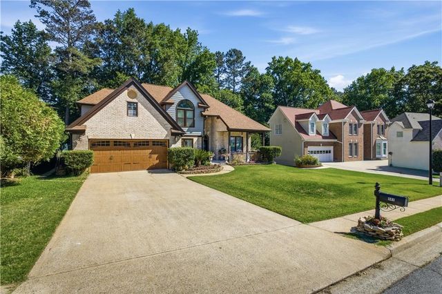 945 Fox Meadow Lane, Lawrenceville, GA 30043