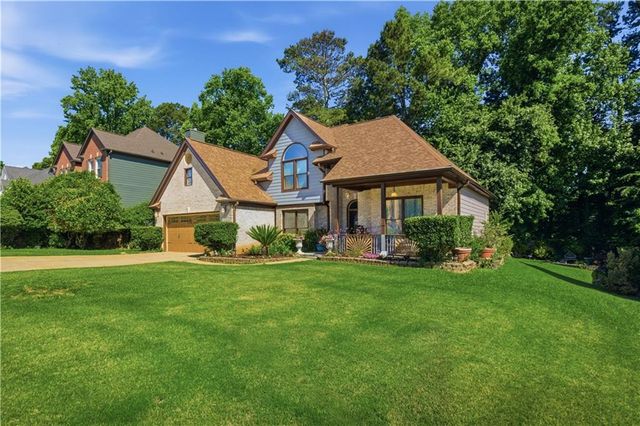 945 Fox Meadow Lane, Lawrenceville, GA 30043