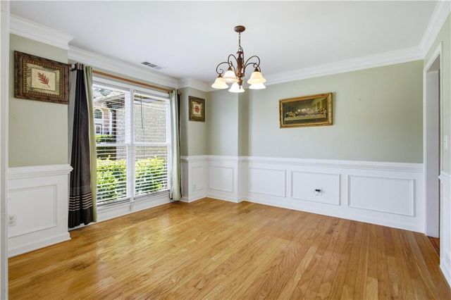 945 Fox Meadow Lane, Lawrenceville, GA 30043