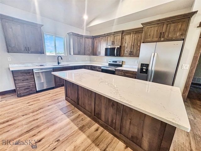 130 Thomas Way, Dillon, MT 59725