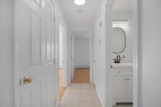 10 Butler Ln, Mashpee, MA 02649