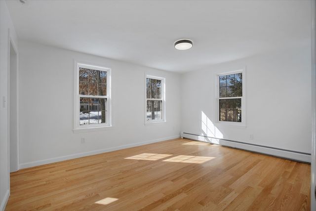 10 Butler Ln, Mashpee, MA 02649