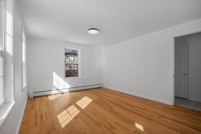 10 Butler Ln, Mashpee, MA 02649