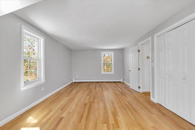 10 Butler Ln, Mashpee, MA 02649