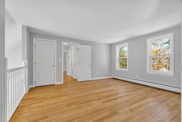 10 Butler Ln, Mashpee, MA 02649