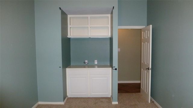 4823 Cypress Spring Drive, Missouri City, TX 77459