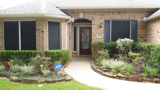 4823 Cypress Spring Drive, Missouri City, TX 77459