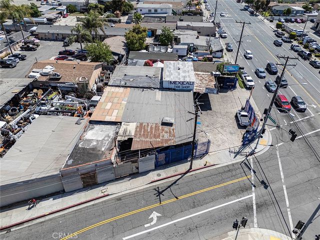 2303 E El Segundo, Compton, CA 90222