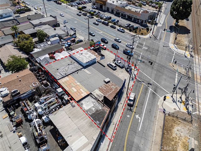 2303 E El Segundo, Compton, CA 90222