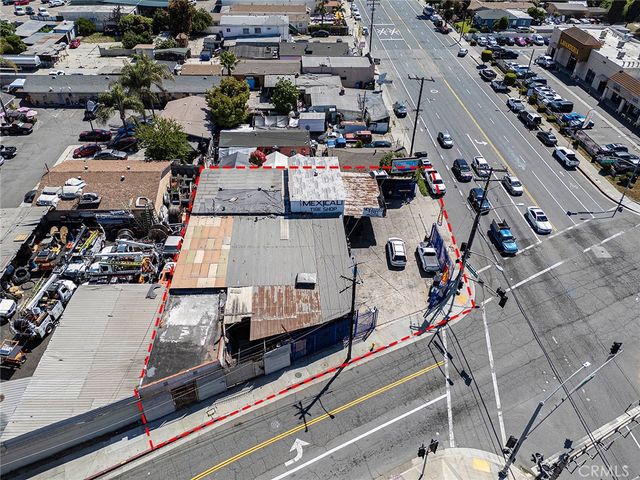 2303 E El Segundo, Compton, CA 90222