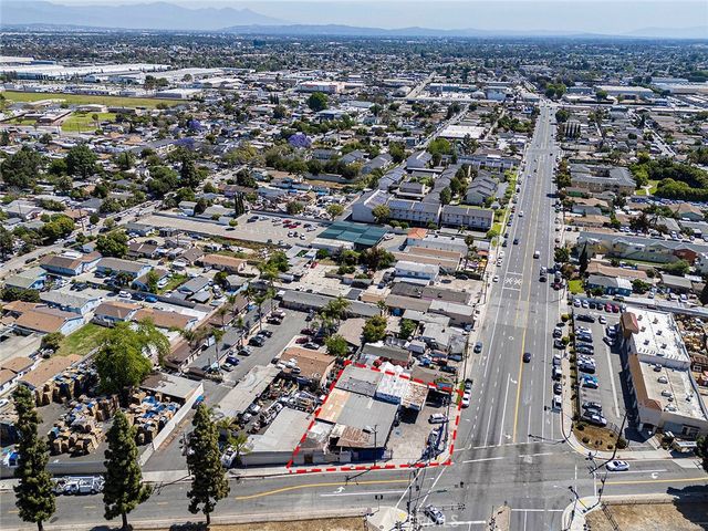 2303 E El Segundo, Compton, CA 90222