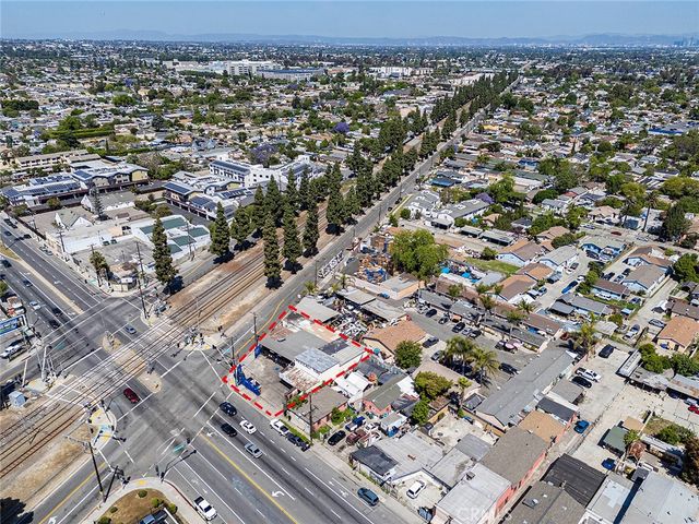 2303 E El Segundo, Compton, CA 90222