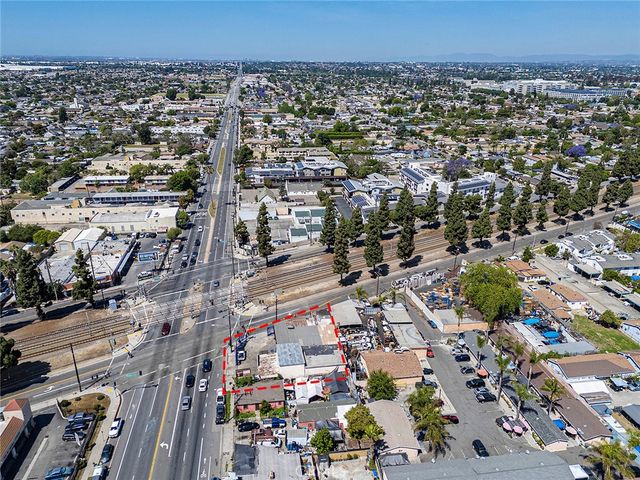 2303 E El Segundo, Compton, CA 90222