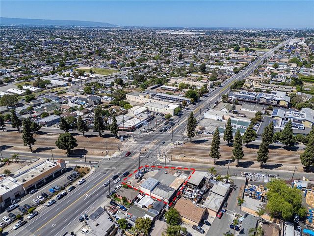 2303 E El Segundo, Compton, CA 90222