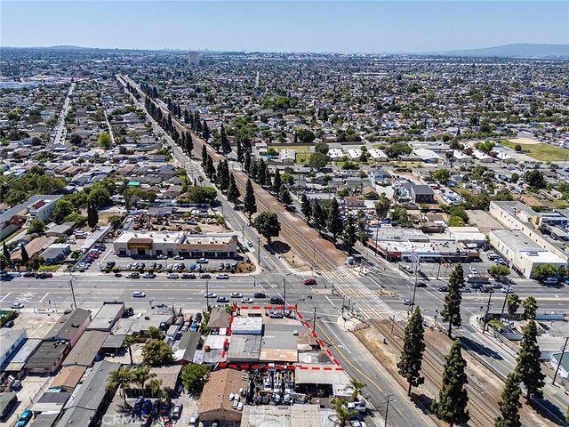 2303 E El Segundo, Compton, CA 90222