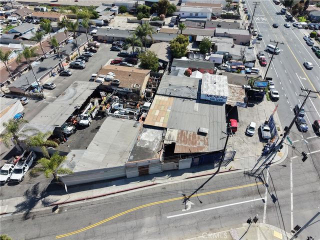 2303 E El Segundo, Compton, CA 90222