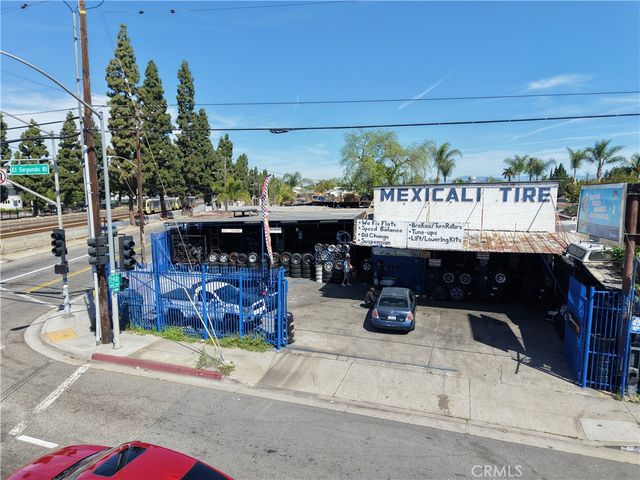 2303 E El Segundo, Compton, CA 90222