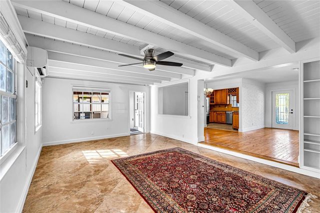 1760 NE 40th Court, Oakland Park, FL 33334