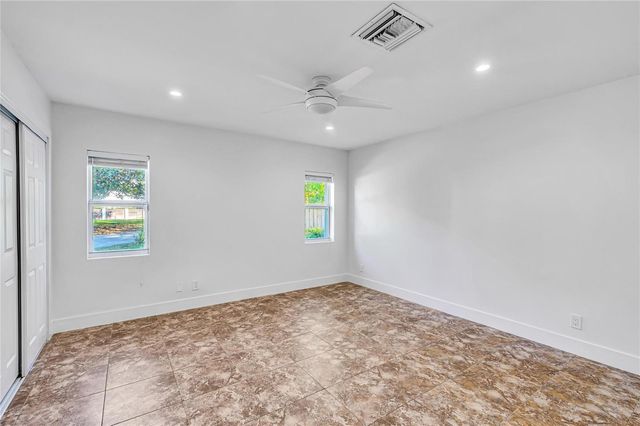 1760 NE 40th Court, Oakland Park, FL 33334