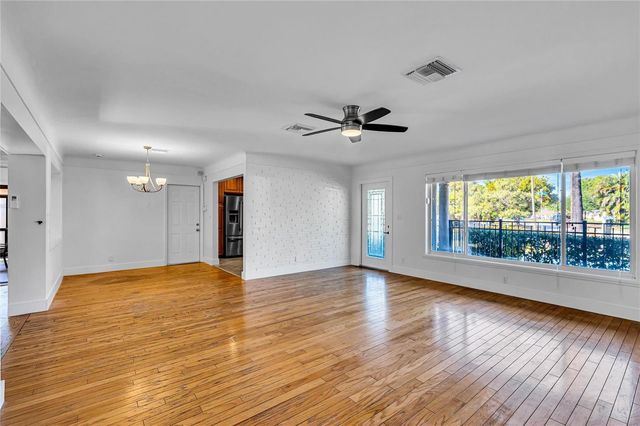 1760 NE 40th Court, Oakland Park, FL 33334
