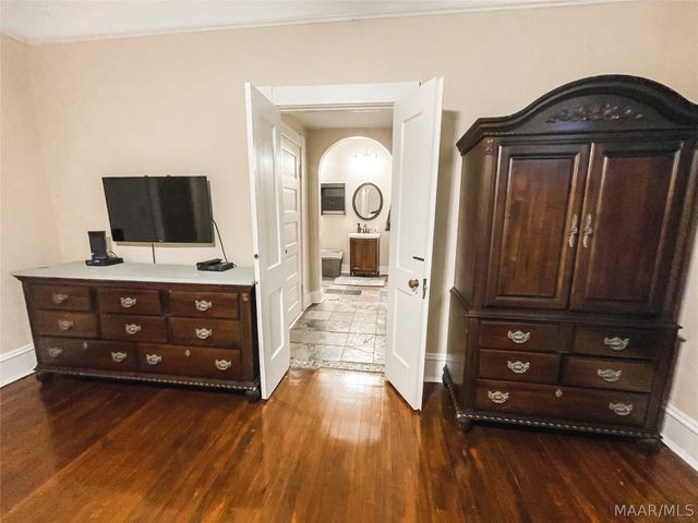 101 N CAPITOL Parkway, Montgomery, AL 36107