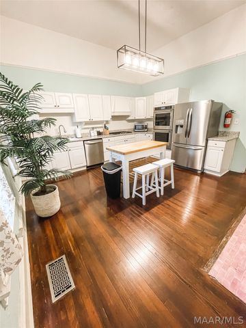 101 N CAPITOL Parkway, Montgomery, AL 36107