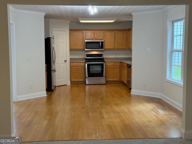 2966 Fairton Trail, Lithonia, GA 30038