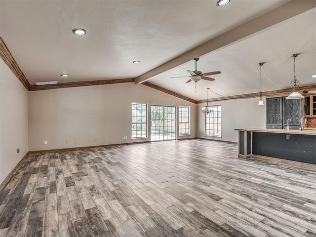 8112 NW 114th Street, Oklahoma City, OK 73162