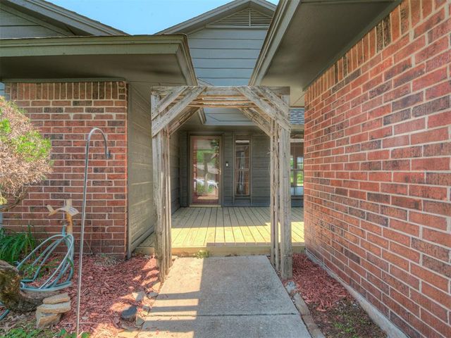 8112 NW 114th Street, Oklahoma City, OK 73162